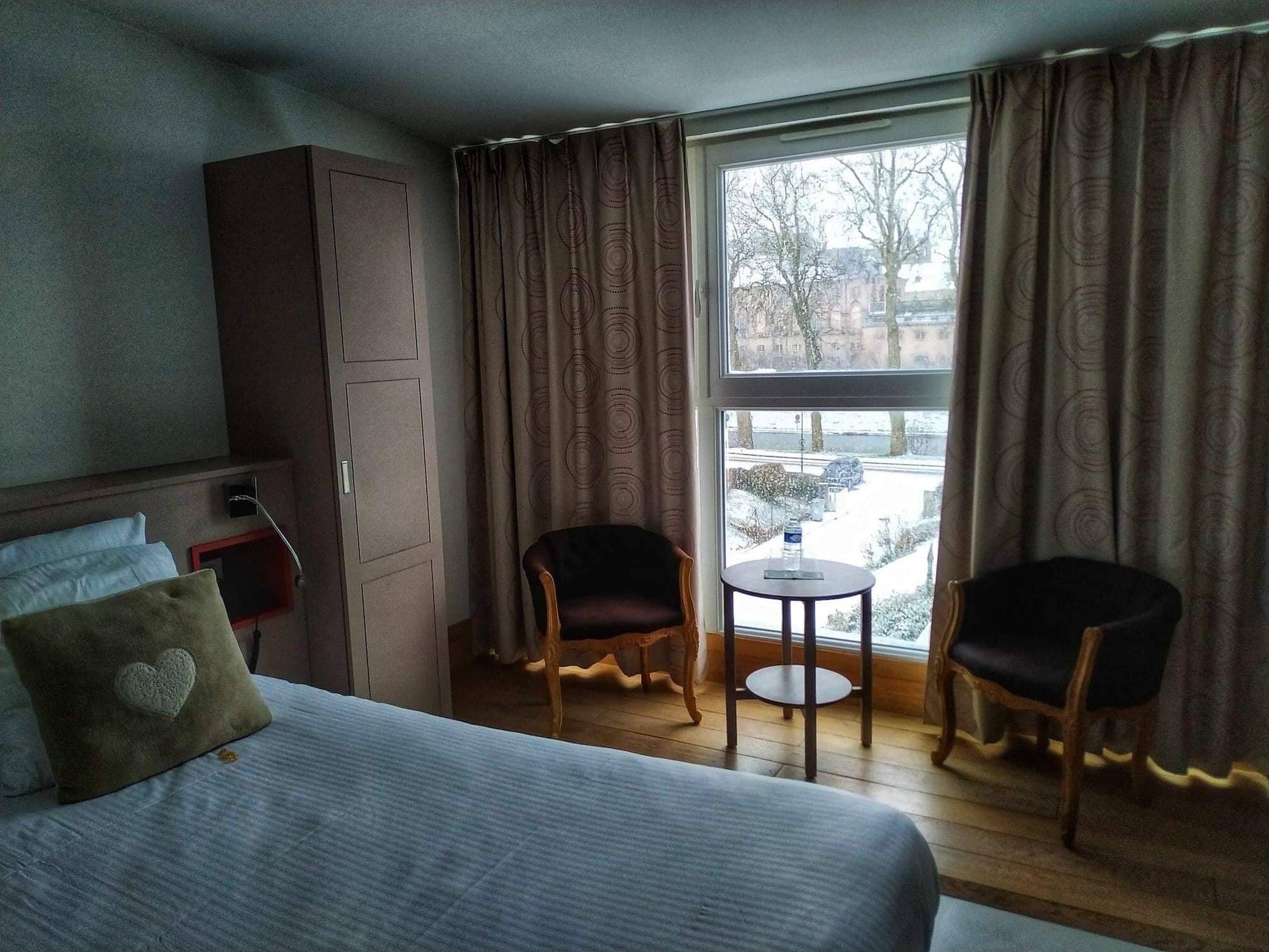 Hotel Les Pages 12/50