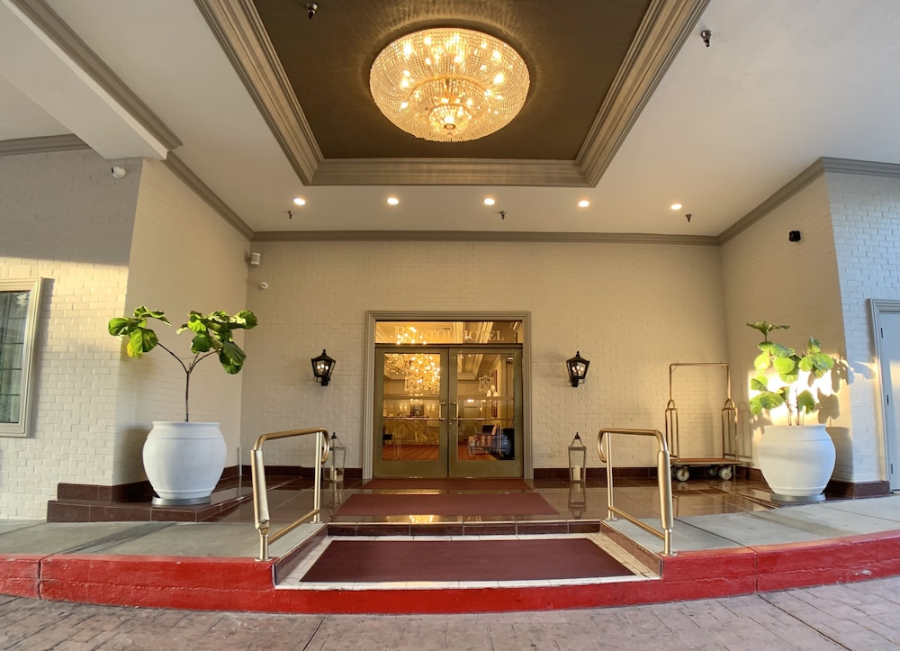 lobby