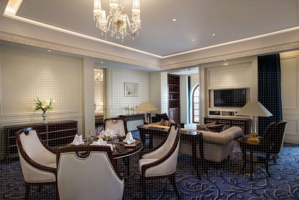 Radisson Blu Forest Manor Shanghai Hongqiao 32/64