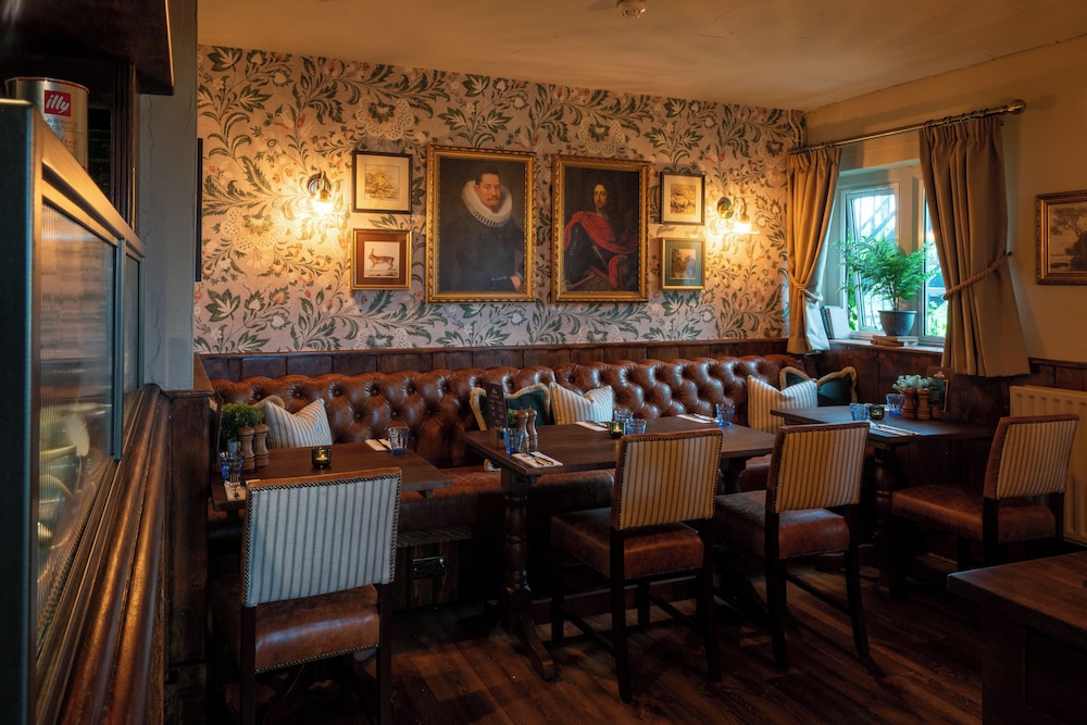 Crown Inn 36/47
