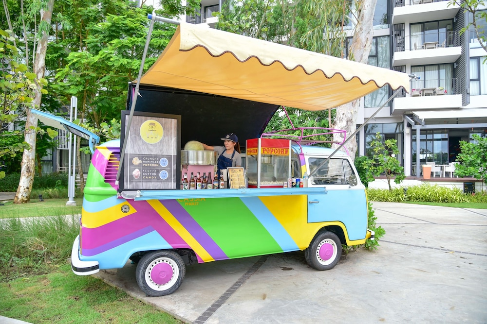 Cassia Phuket 83/92