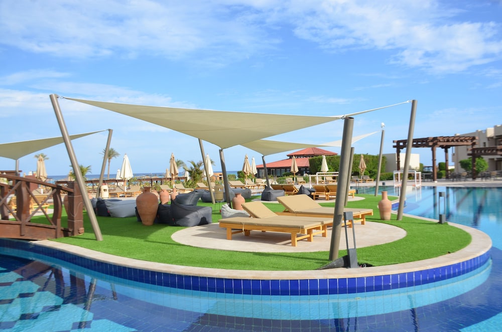 True Beach Resort 52/58