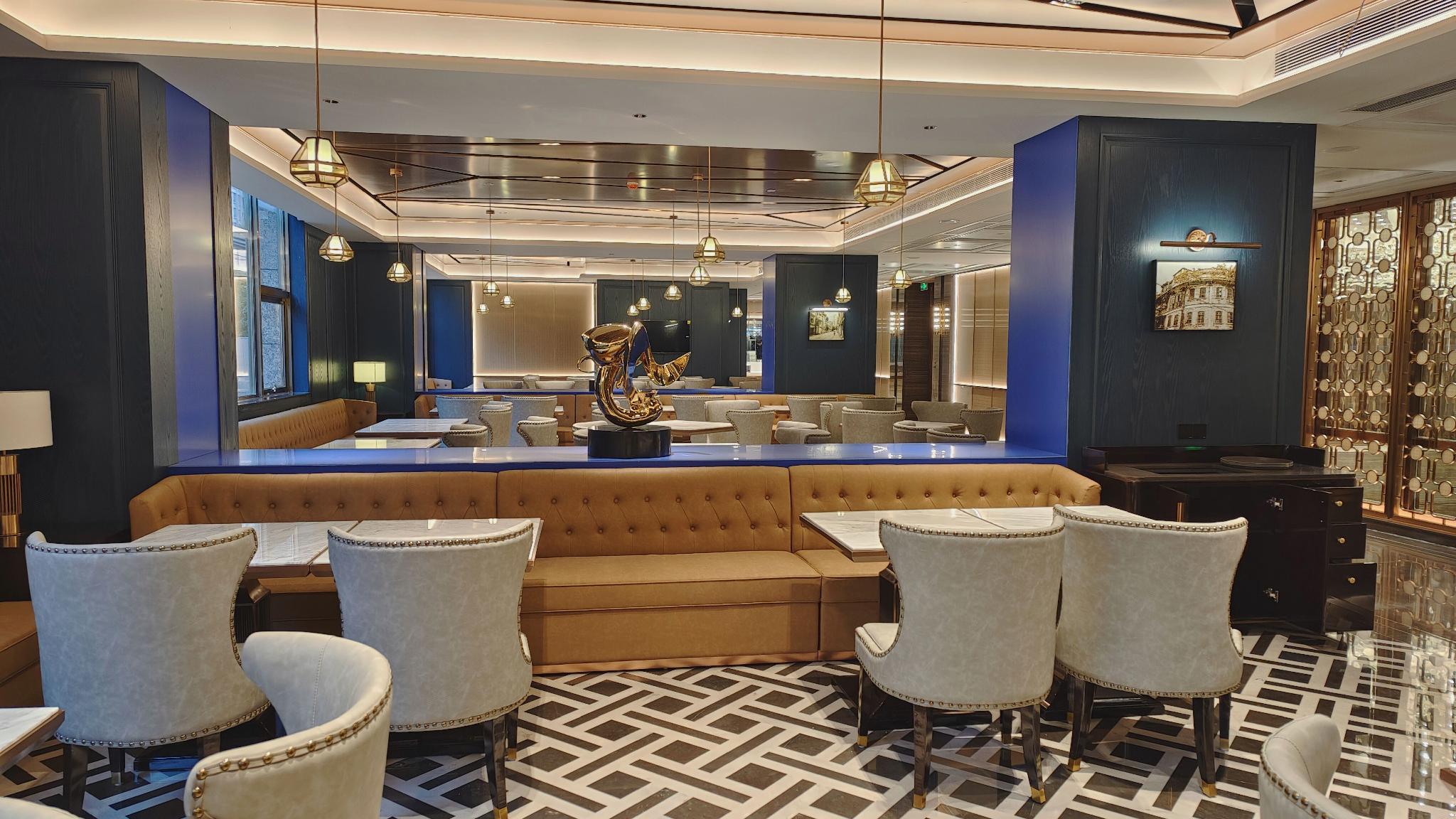 Regency Apartment Hotel 32/40