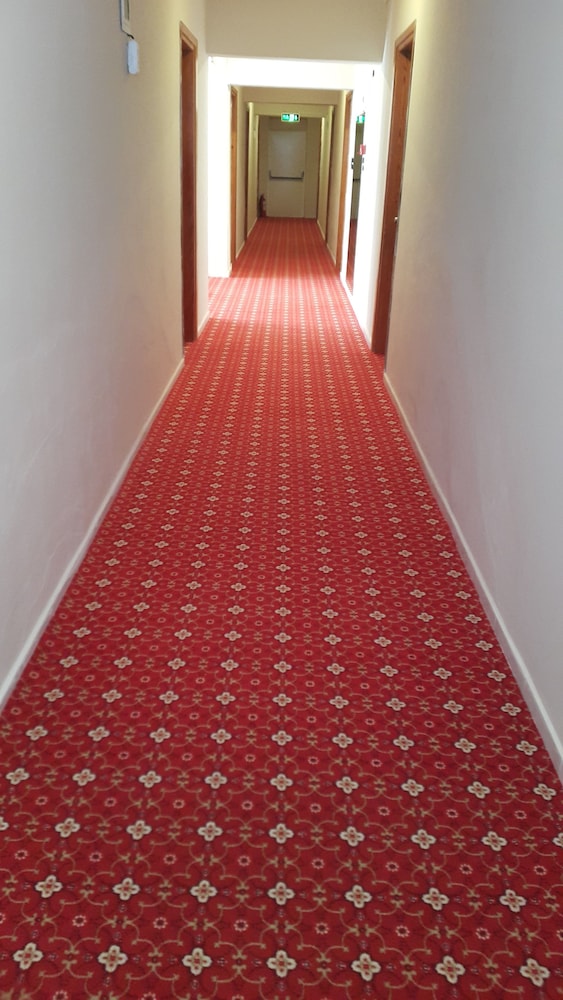 ALBERGO CESME 8/50