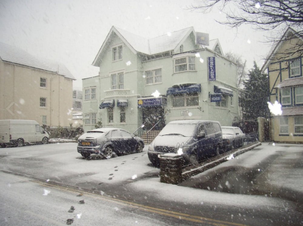 Brooklands Hotel Bed And Breakfast Bournemouth 19/32