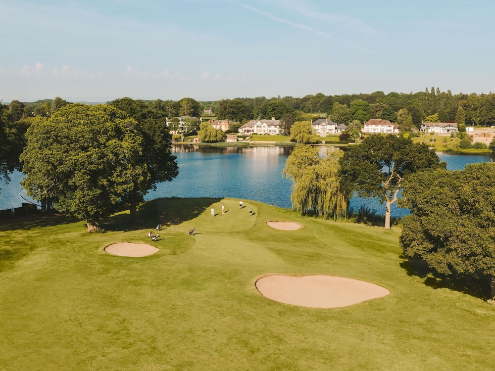 Fairmont Cheshire The Mere 46/49