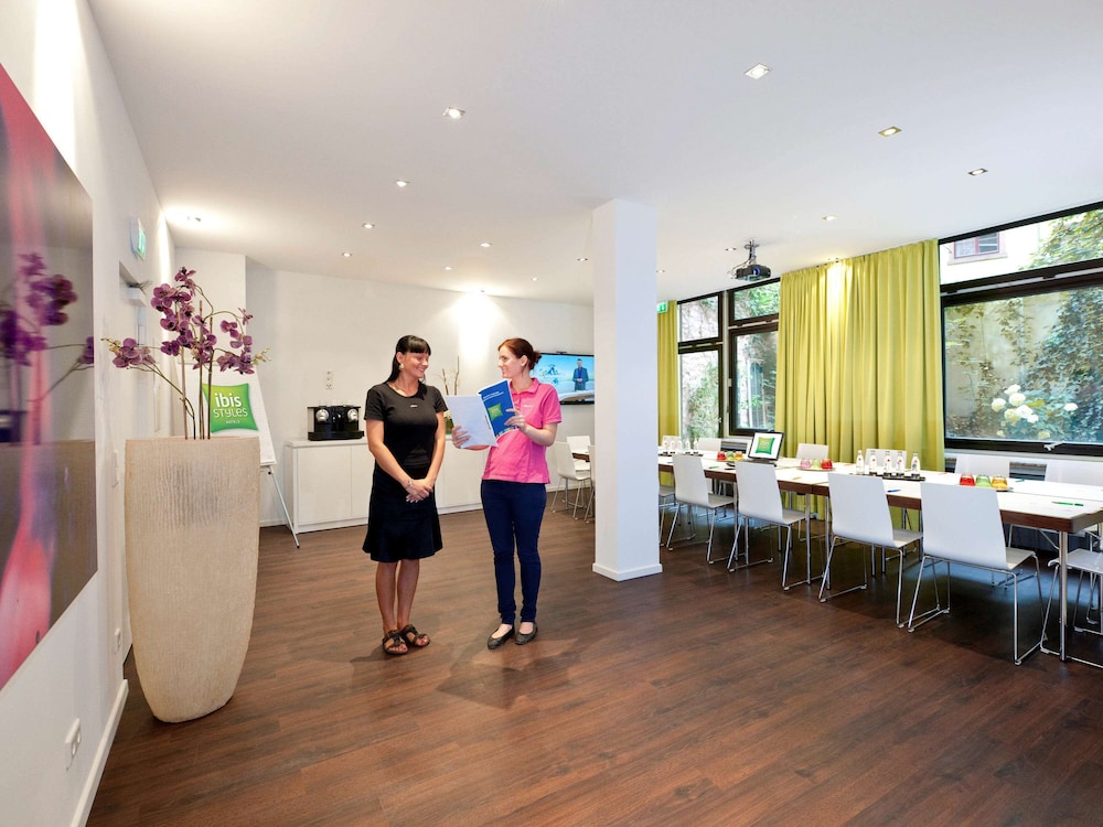 ibis Styles Frankfurt City 5/53