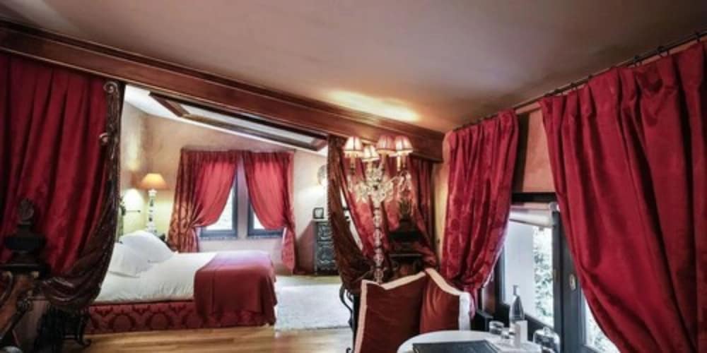 Cour des Loges Lyon, A Radisson Collection Hotel 28/79