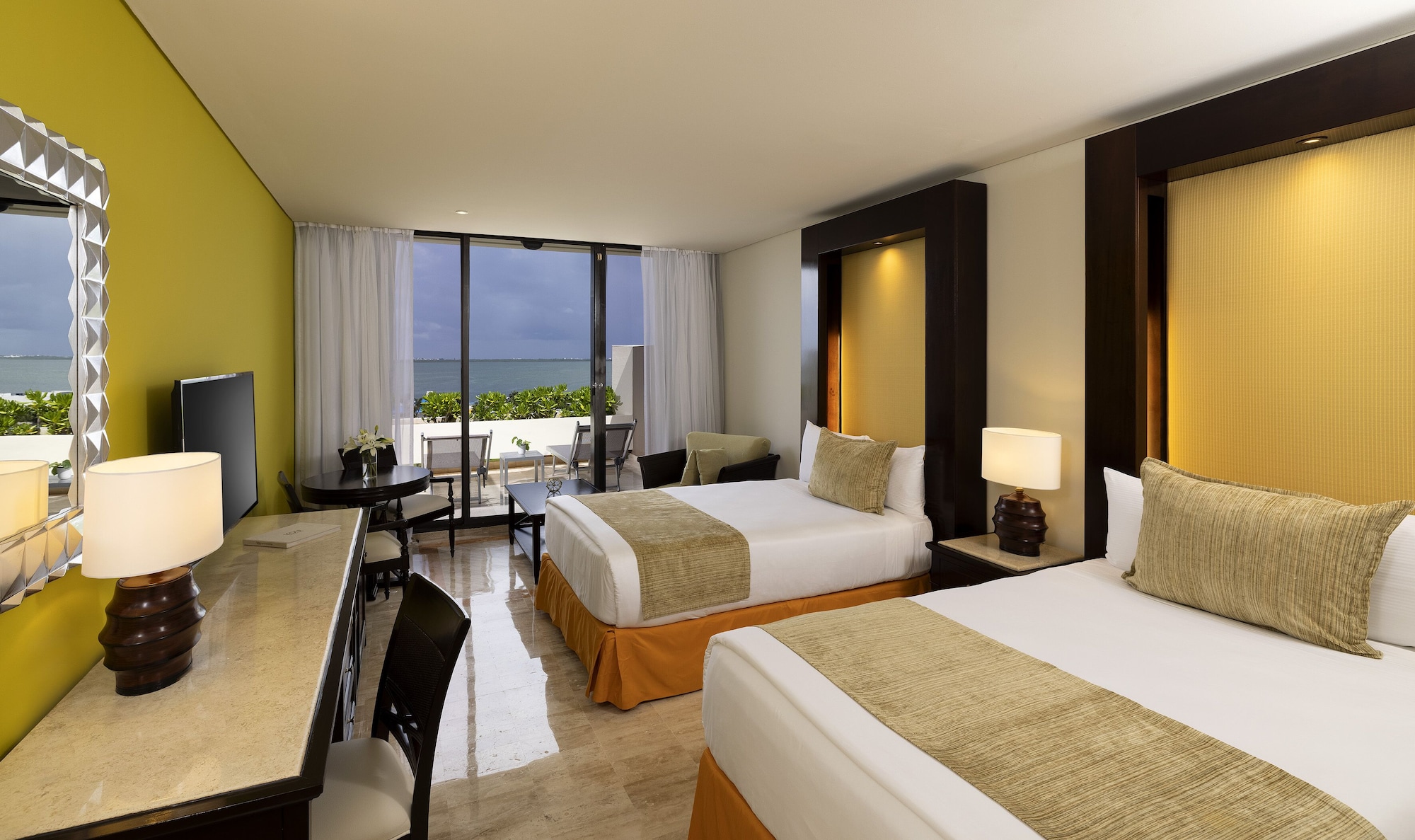 Junior Suite, 2 Double Beds, Sunset View