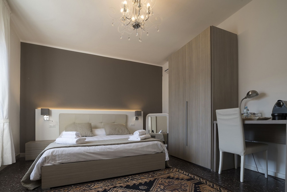 SUPERIOR, DOUBLE BED