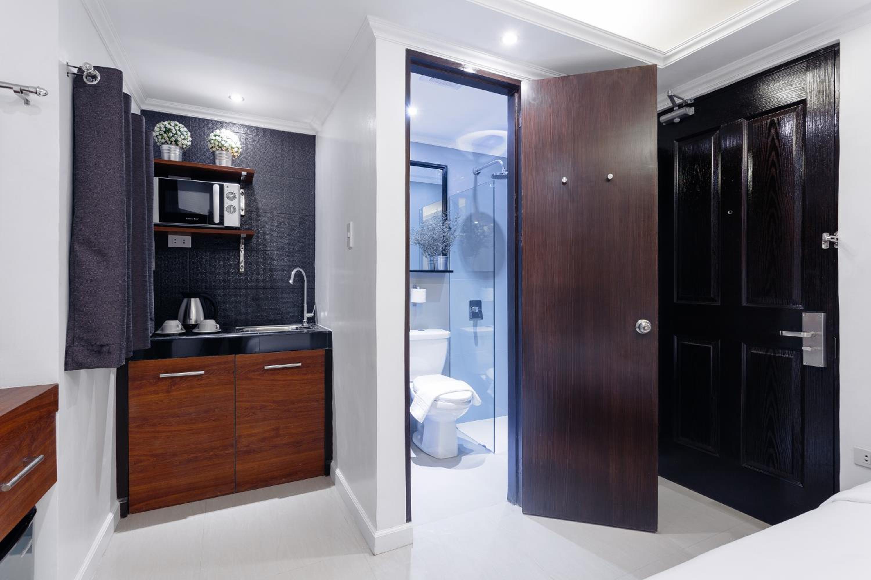 Nest Nano Suites 19/50