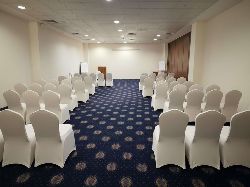 Naama Bay Promenade Beach Resort 54/66