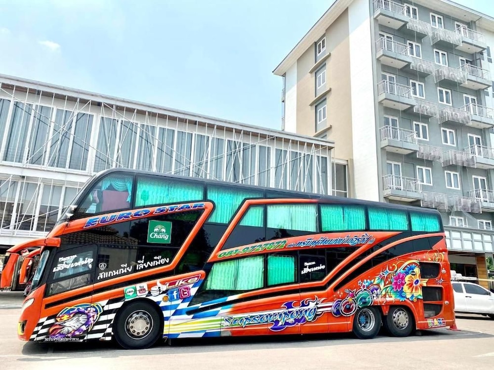Tai-Shan Suites 46/51