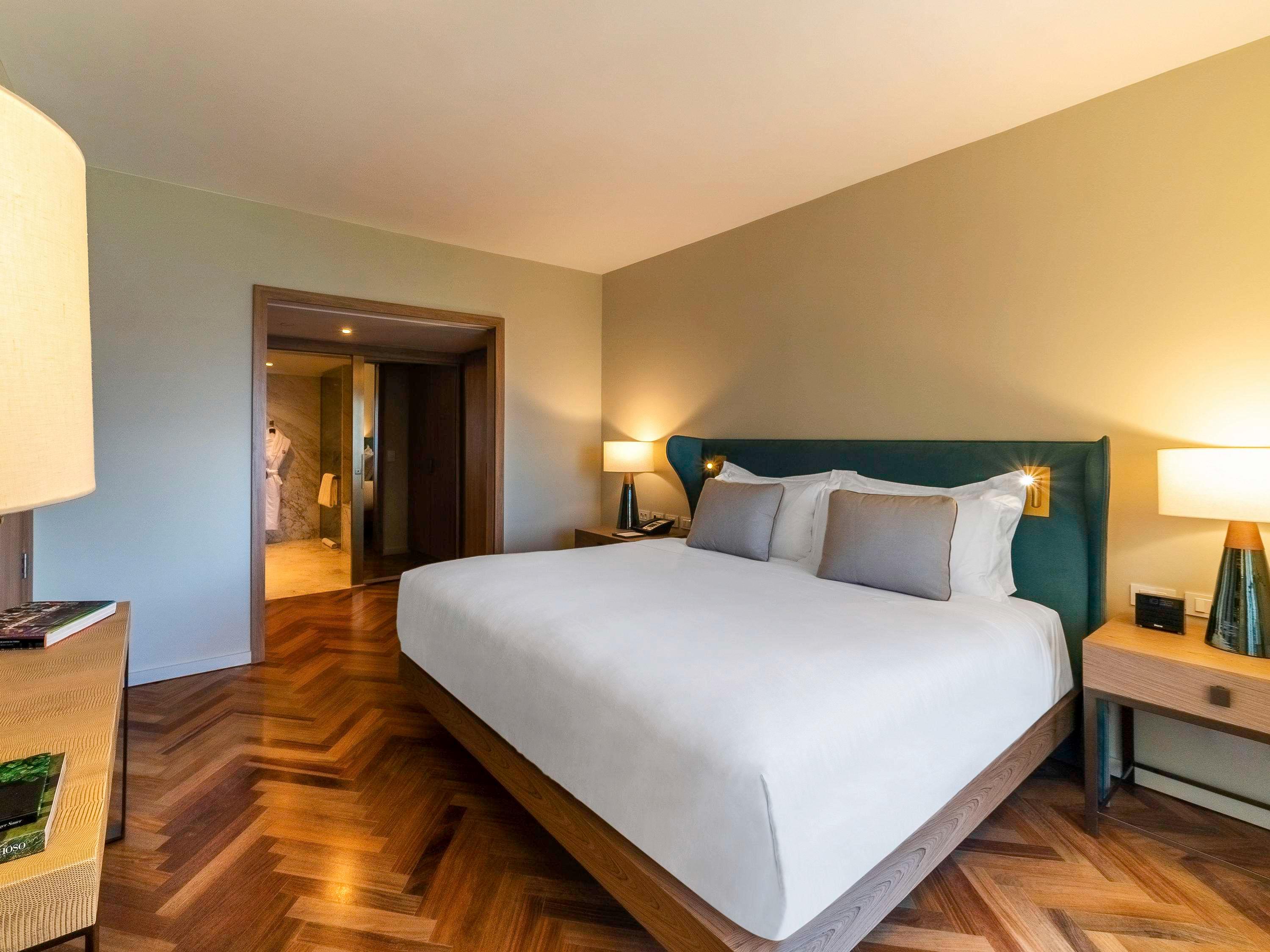 1 Bedroom, Suite, King Bed