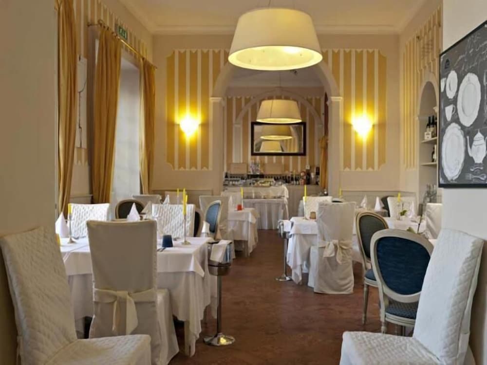 Hotel Cannobio 19/27