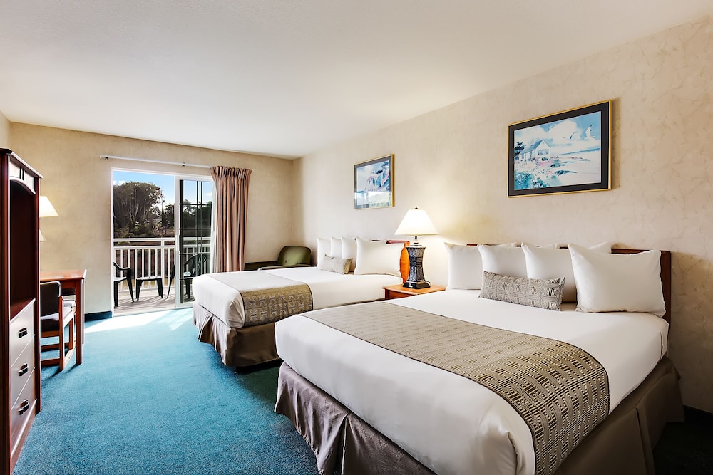 The Beach House Inn 11/28