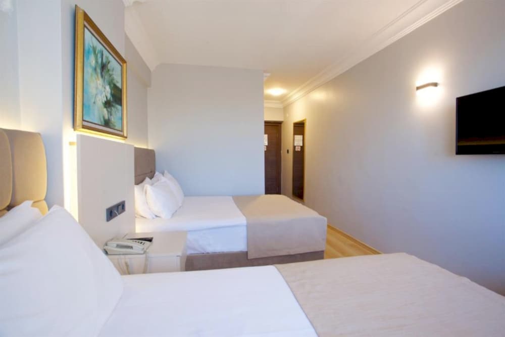 Grand Ant Hotel 23/47