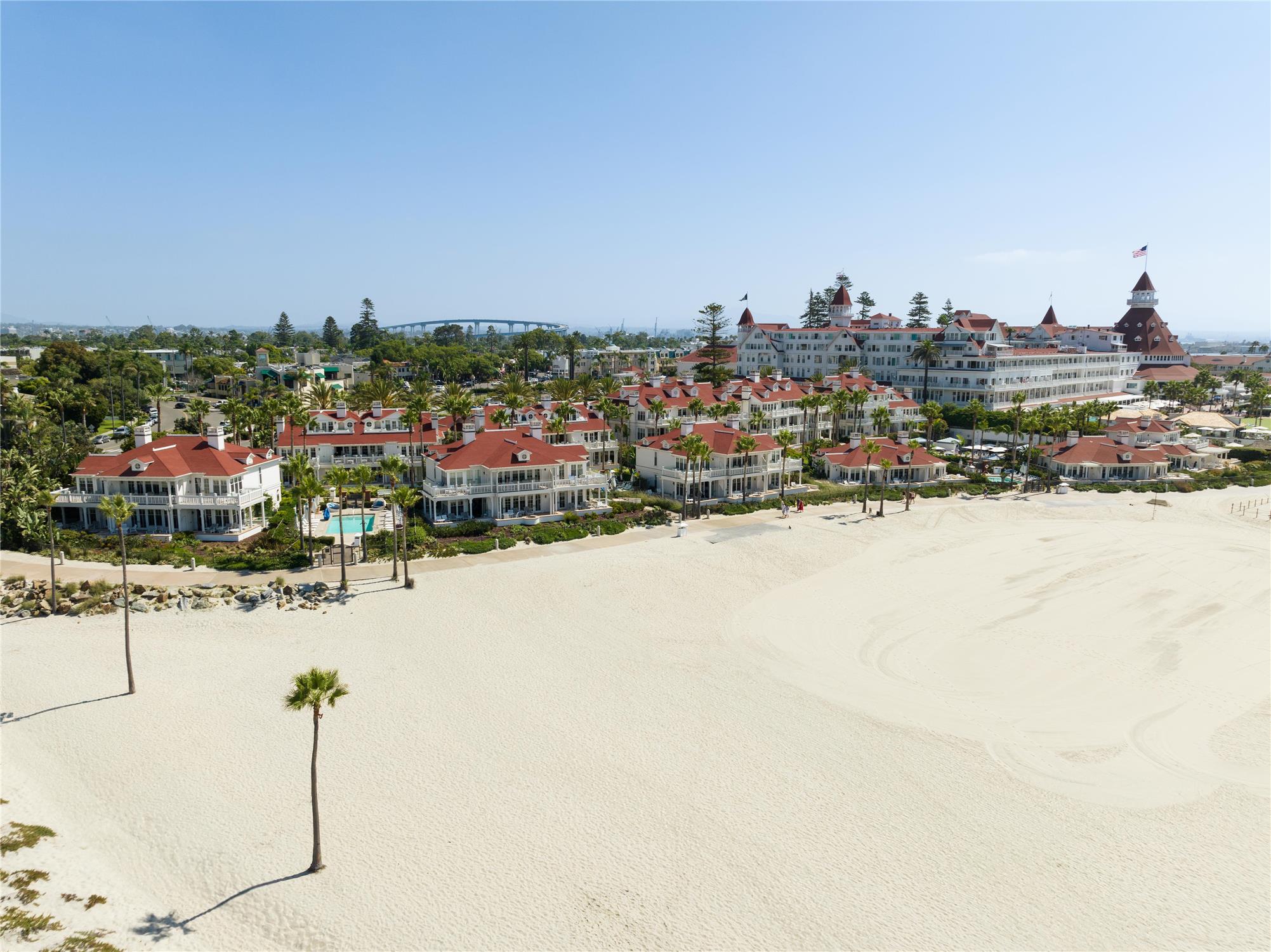 Beach Village at The Del, LXR Hotels & Resorts 37/42