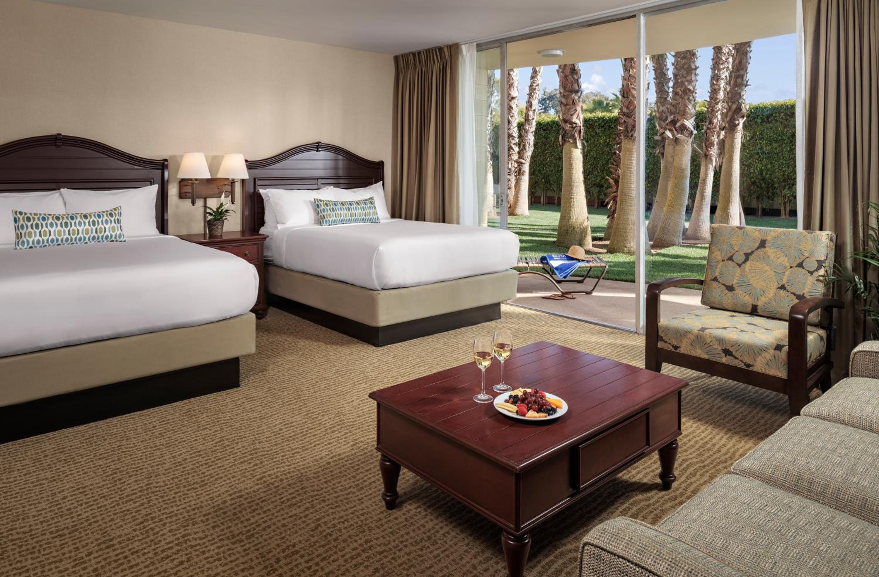 Resort, Junior Suite, 2 Queen Beds, Sofa