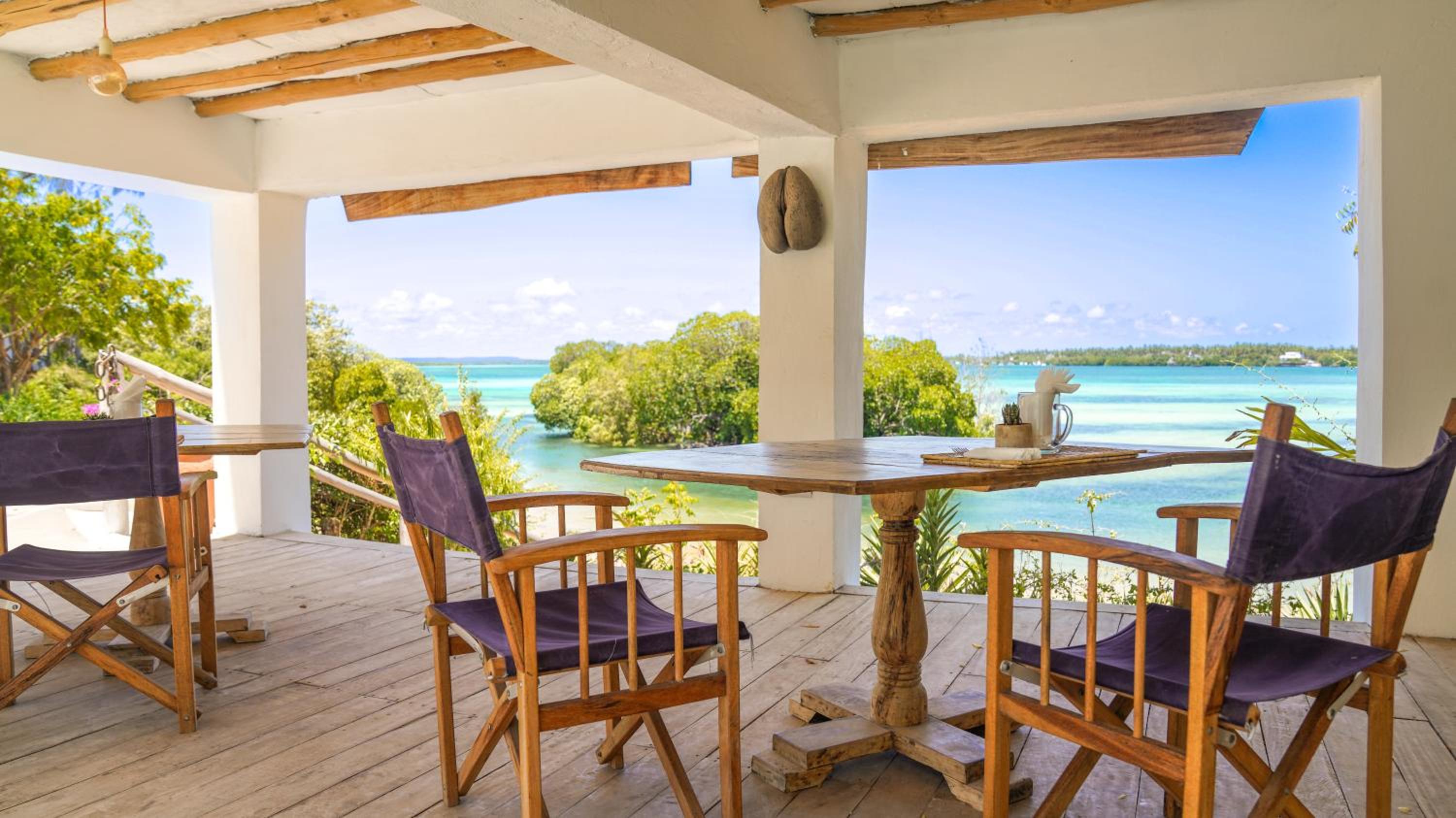 Merry Crab Cove Beach Resort 34/54