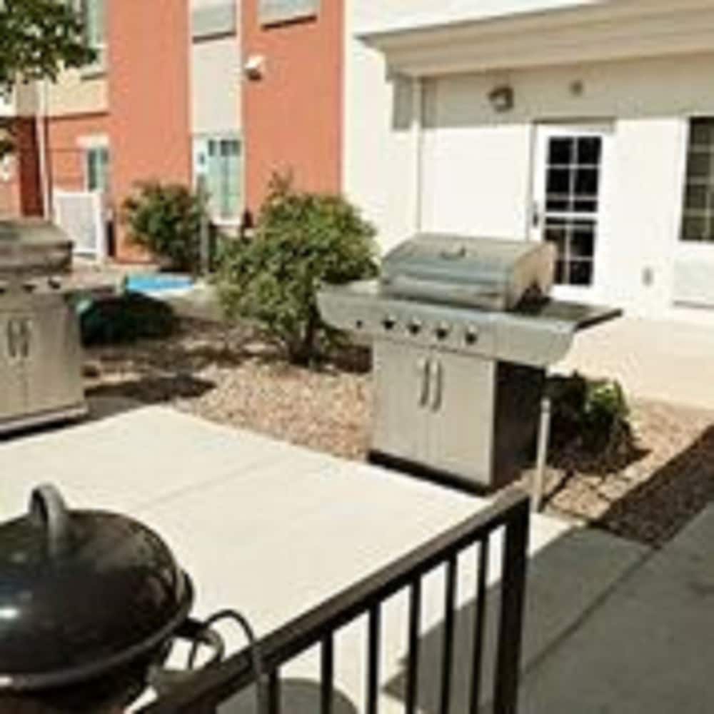 Extended Stay America Suites Lawton Fort Sill 47/61