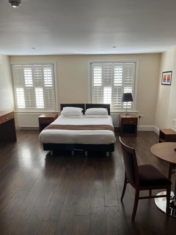 Marylebone Inn 7/30