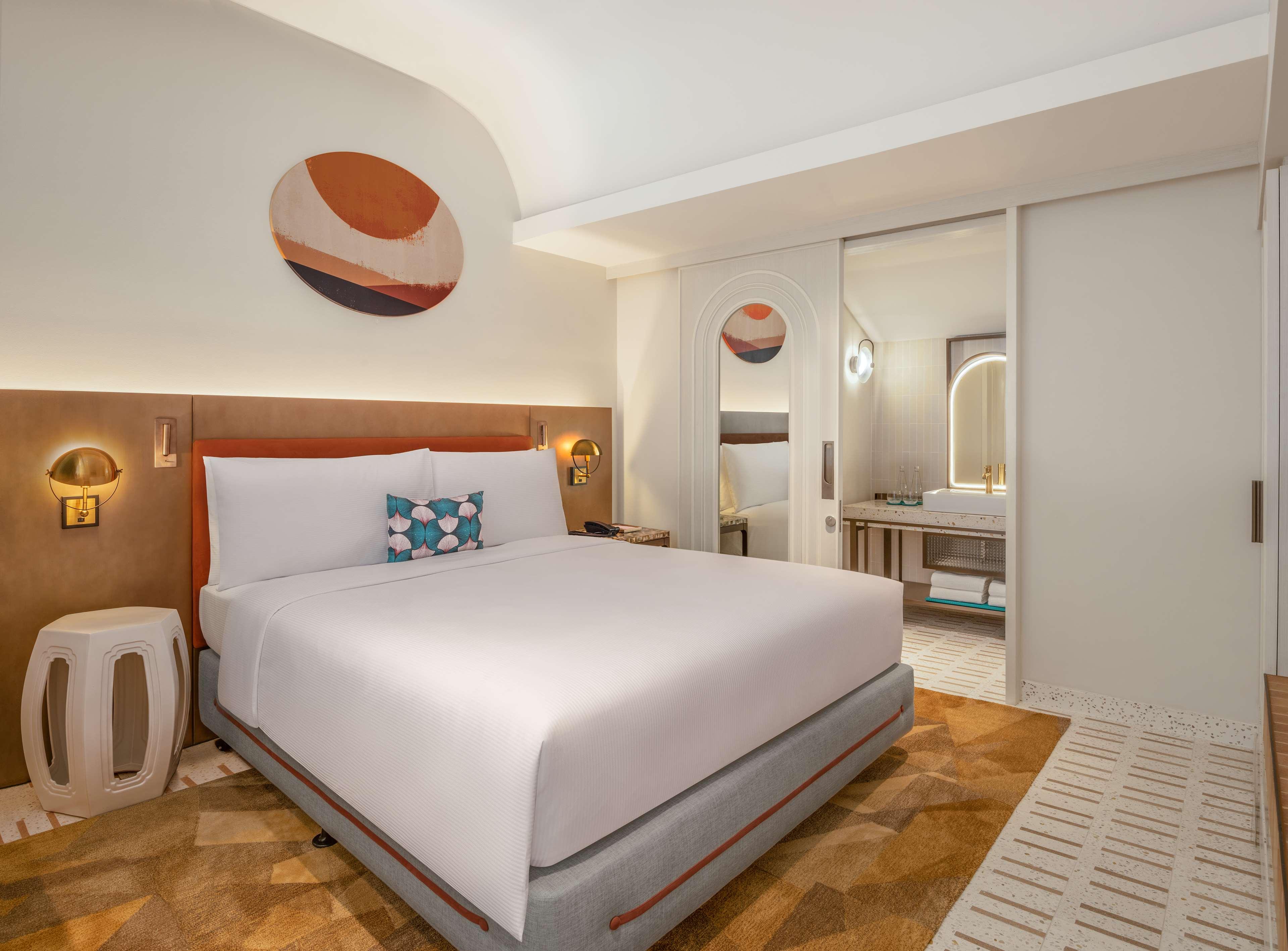 AMALFI, DUPLEX, SUITE, KING BED
