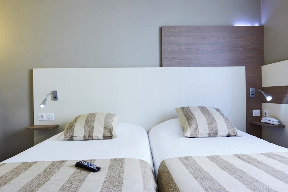 غرفة قياسية بسريرين منفصلين، Campanile Epinal Centre - Gare 6/10
