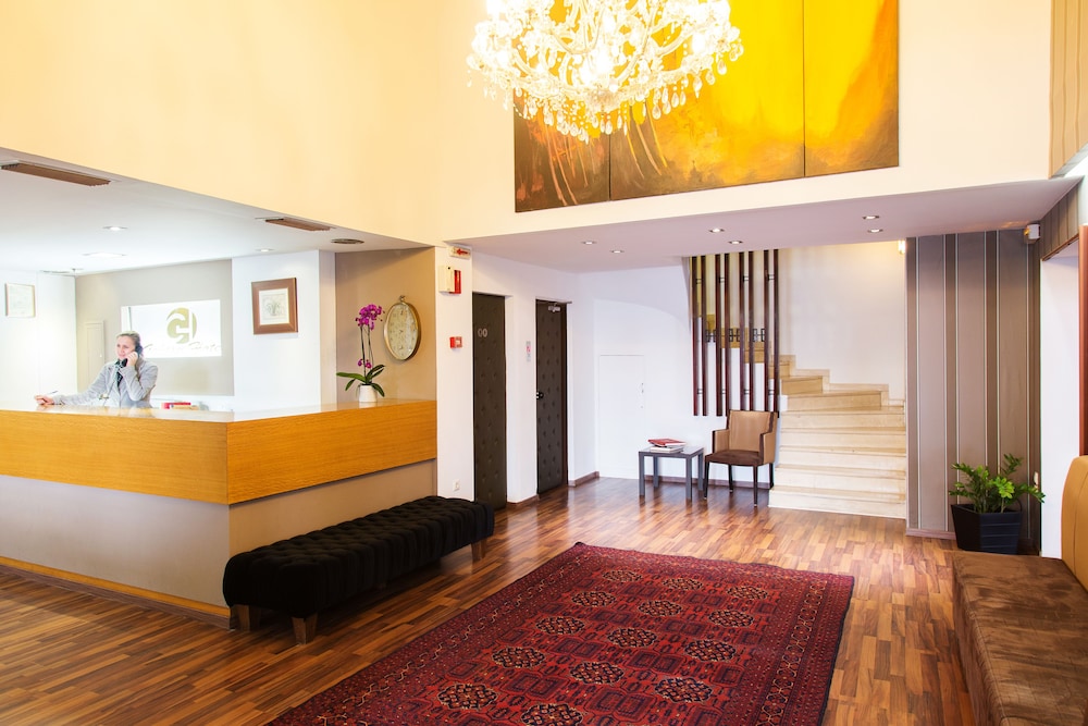 Galaxy Hotel 5/50