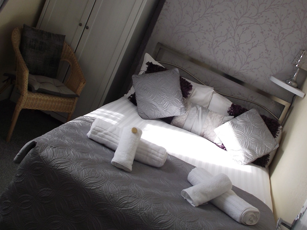 The Heidi Bed and Breakfast 17/51
