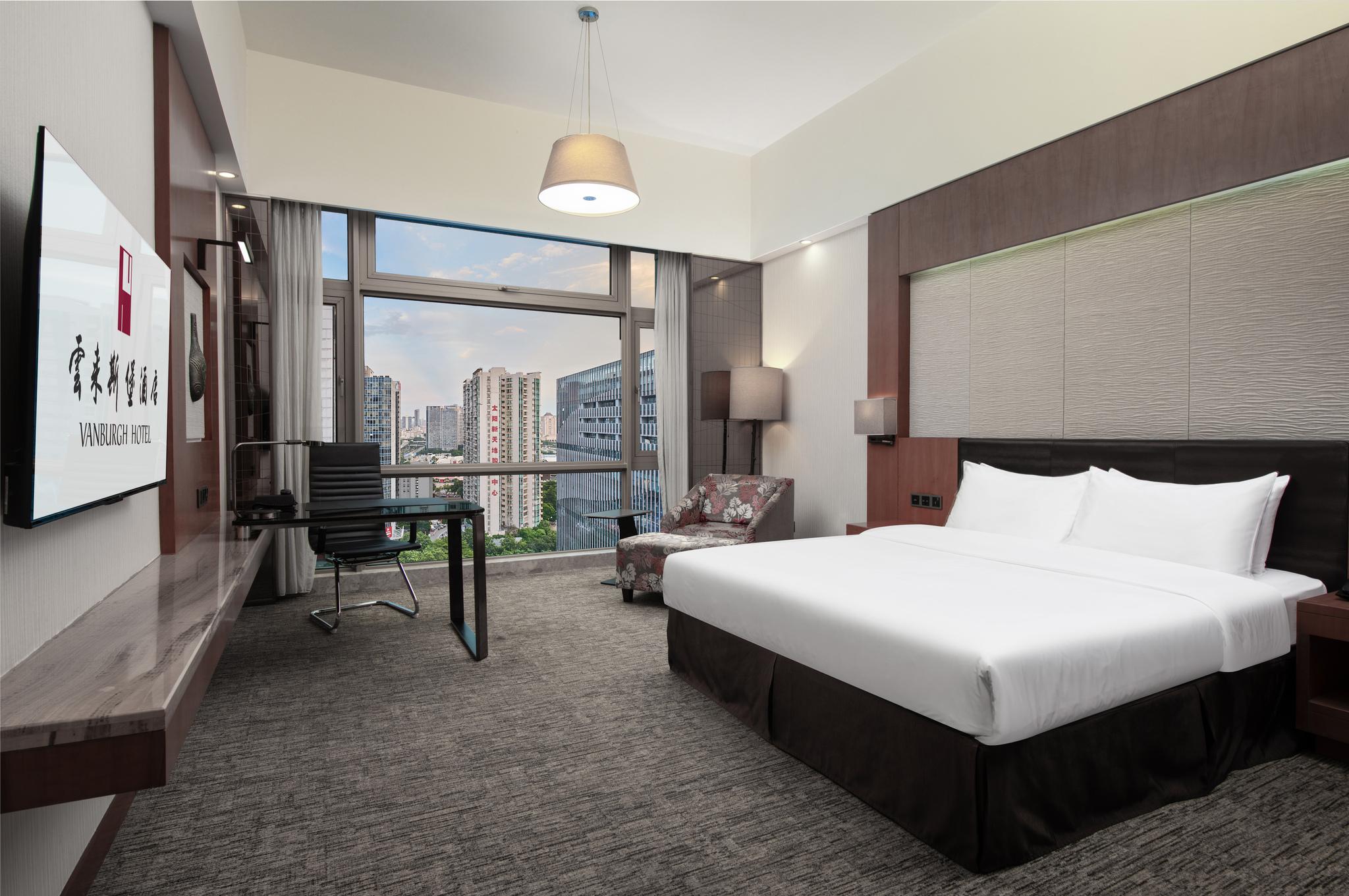 SUPERIOR KING BED ROOM