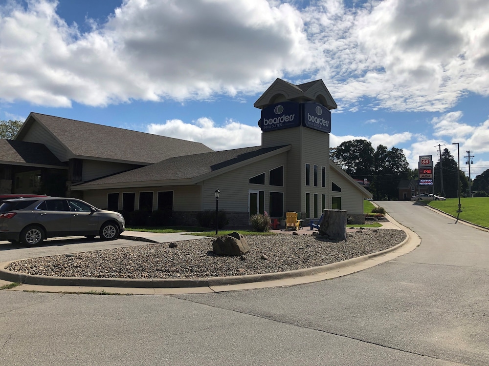 Boarders Inn & Suites by Cobblestone Hotels - Fayette 39/50