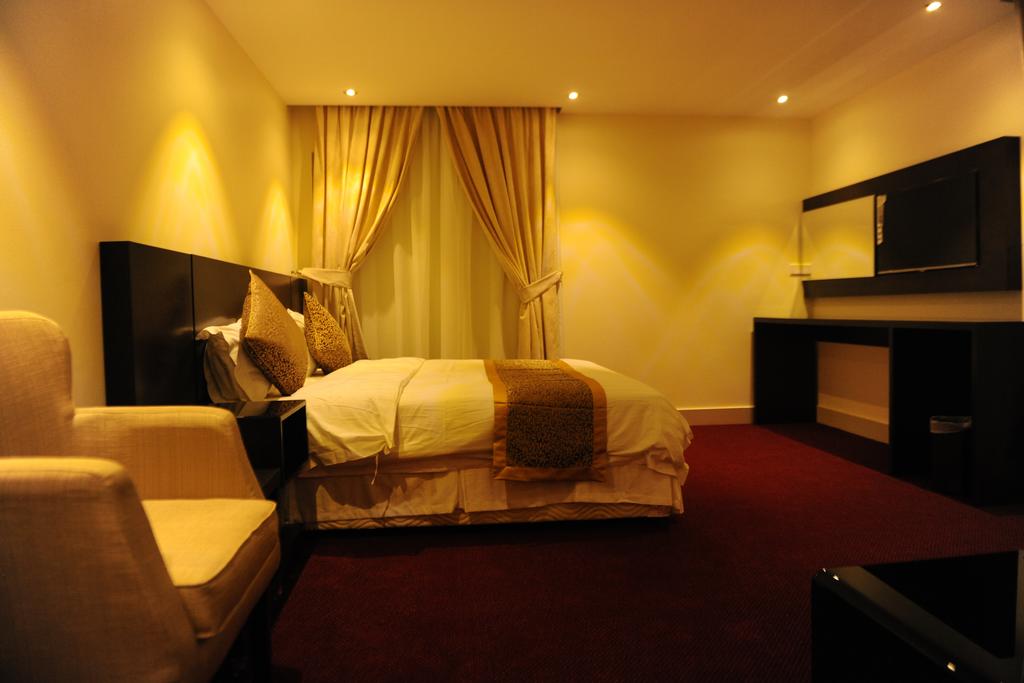 الفهد للأجنحة الفندقية - التحلية(Al Fahad Hotel Suites Al Tahliya) 8/21