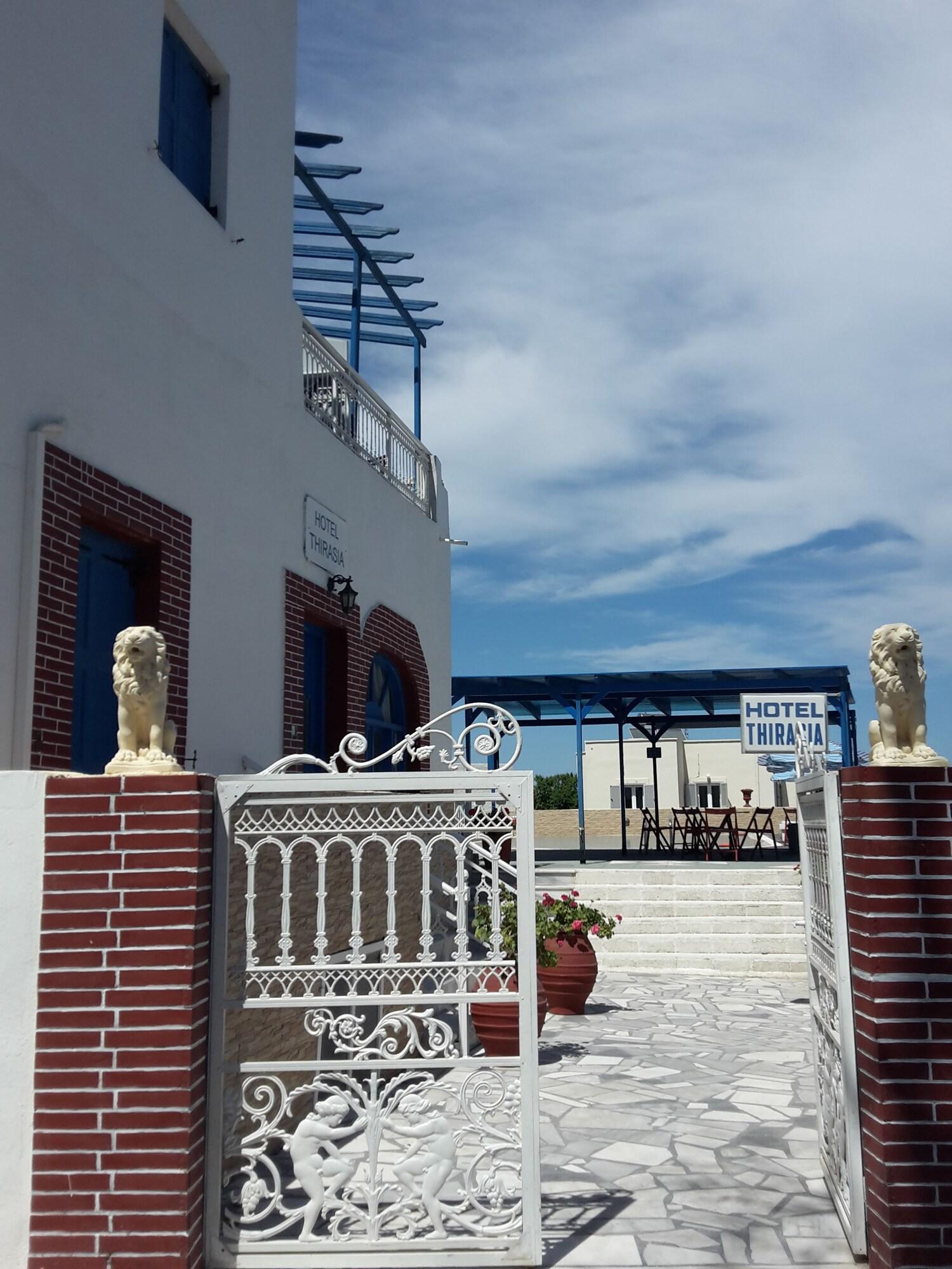 Hotel Thirasia 4/98