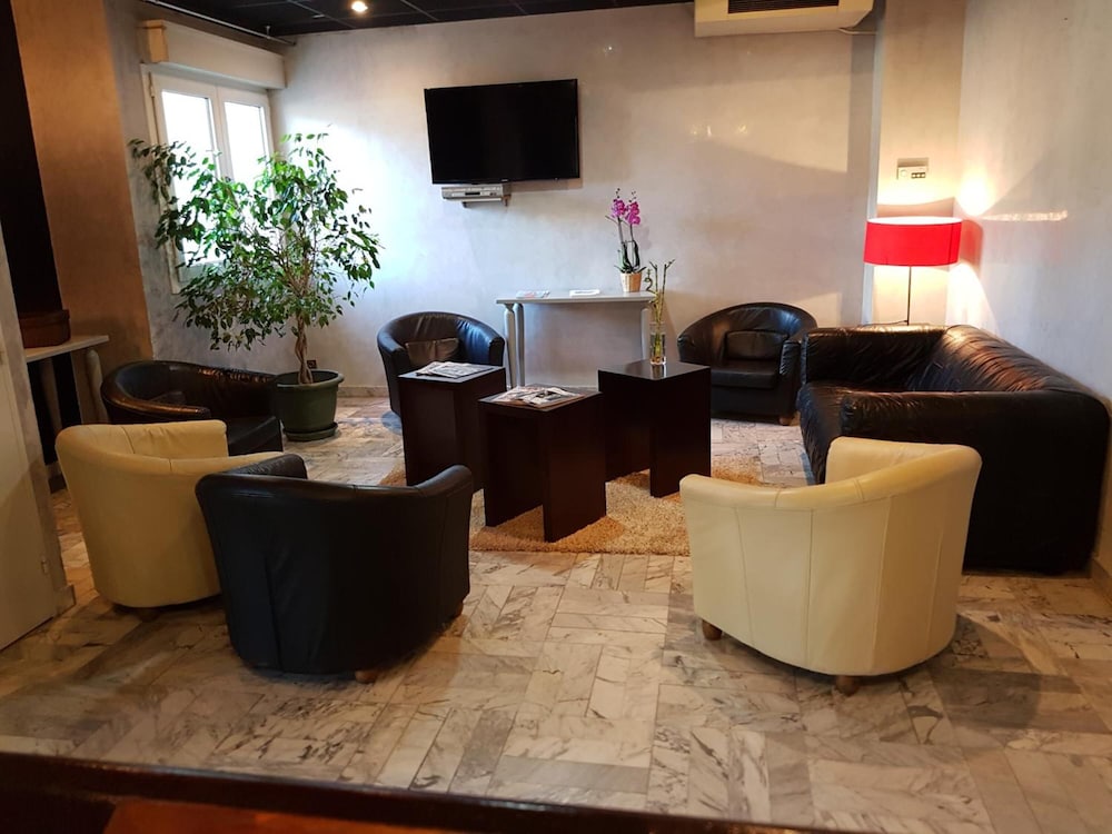 Adonis Arc Hotel Aix 44/68