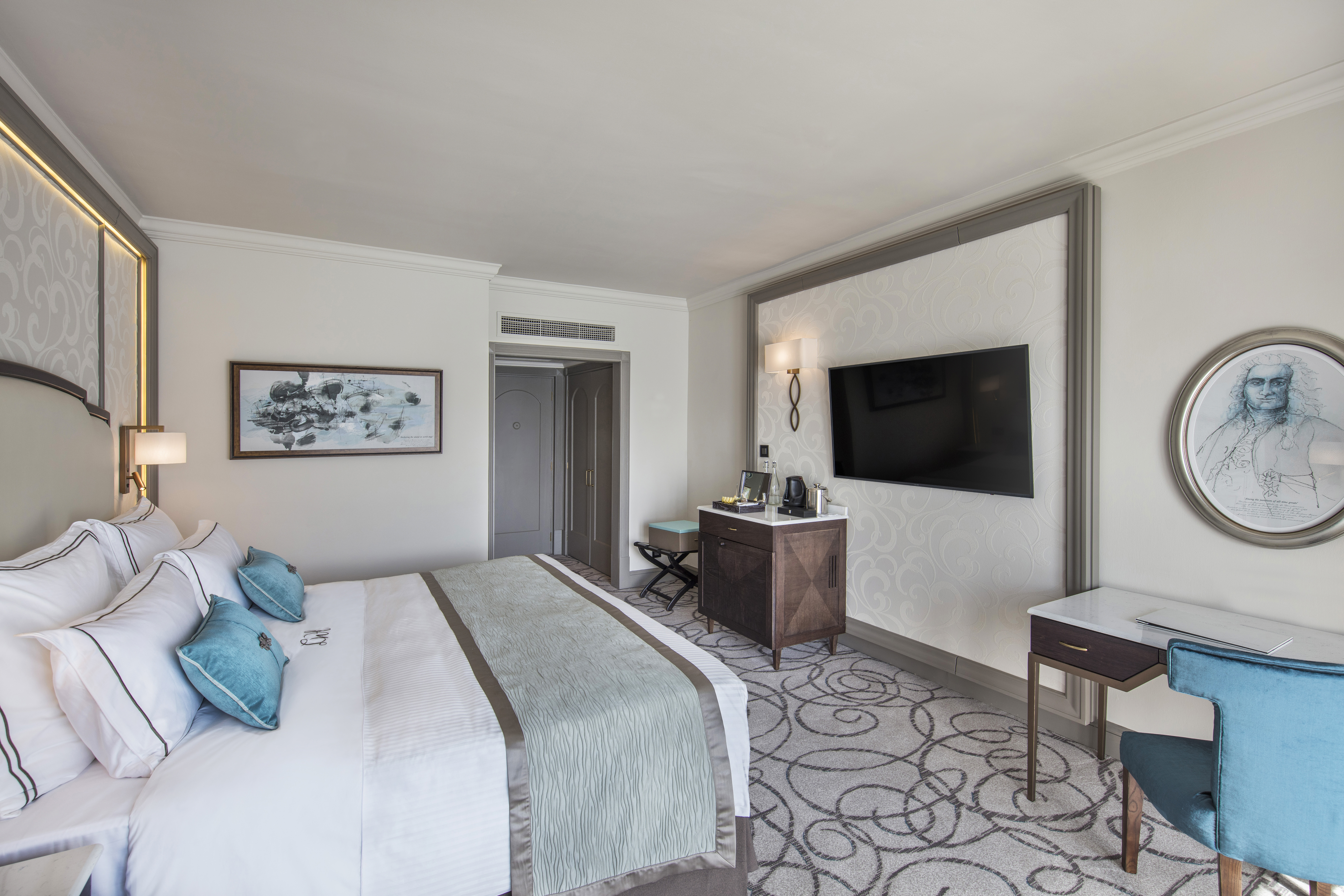 Room at Labourdonnais Waterfront Hotel, PORT LOUIS