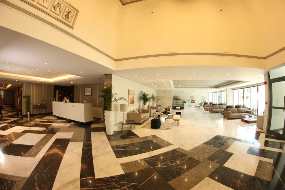 The Jewel Hotel 37/48