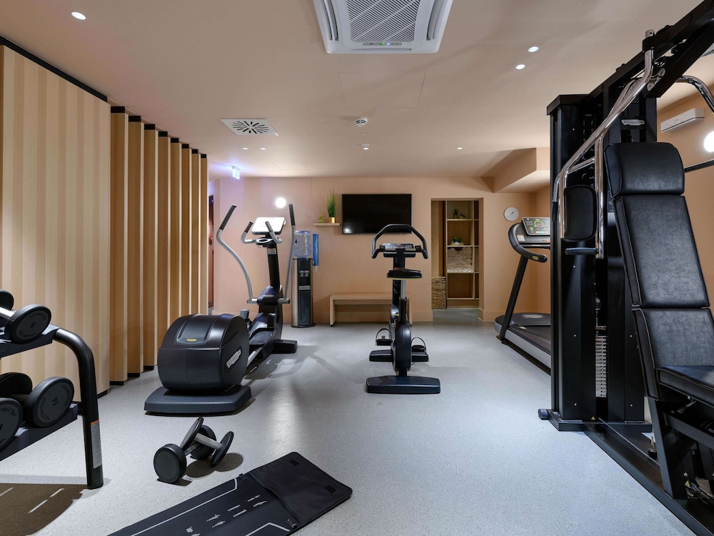 Mercure Hotel Wiesbaden City 48/78