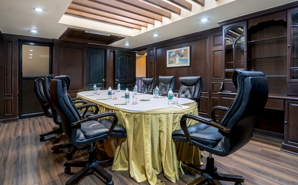 Travancore Court 50/56