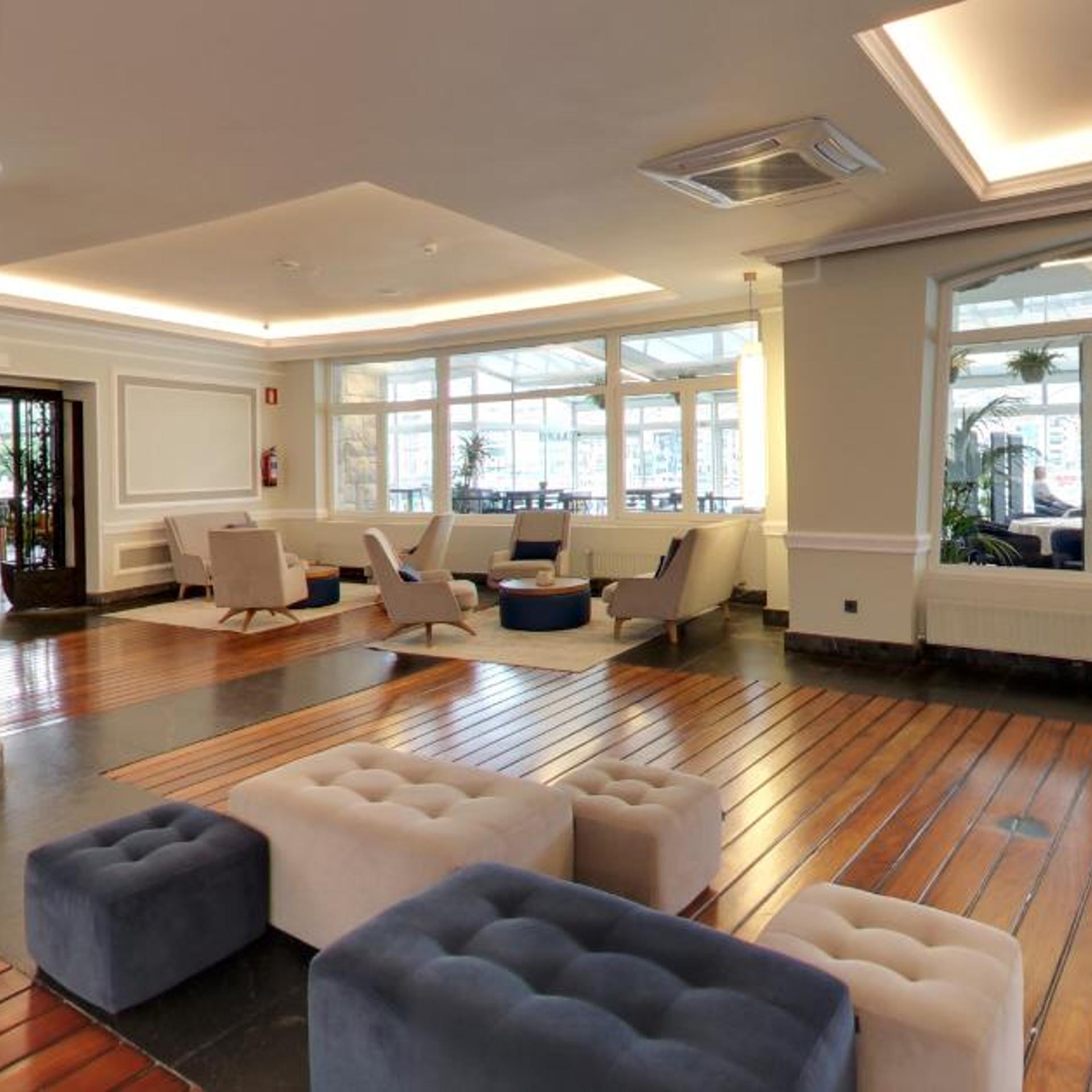 Hotel Silken Palacio Uribarren 26/46
