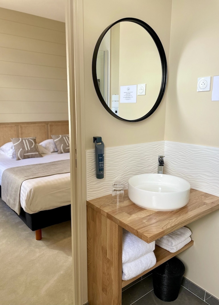 Hotel Les Costans the Originals Relais 45/50