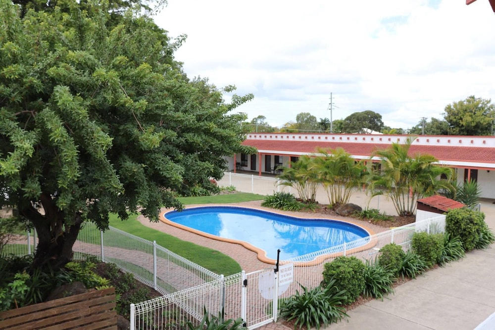 Bundaberg Spanish Motor Inn 28/33