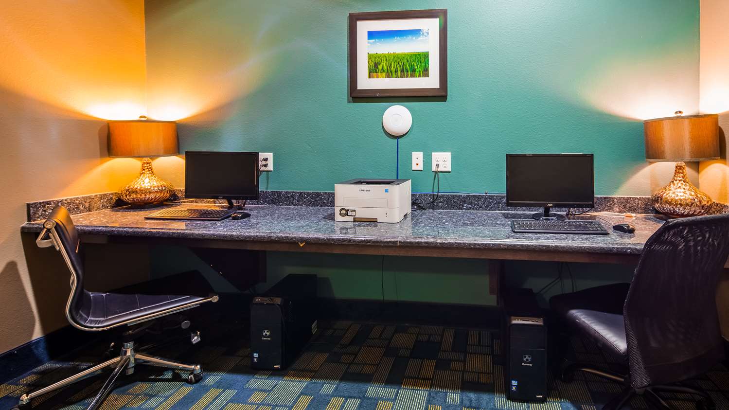 Best Western Plus Carrizo Springs Inn And Suites 7/9