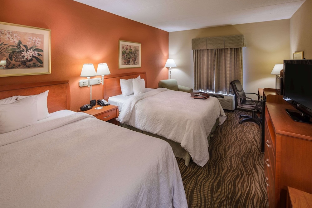 Hampton Inn And Suites Augusta West 16/53