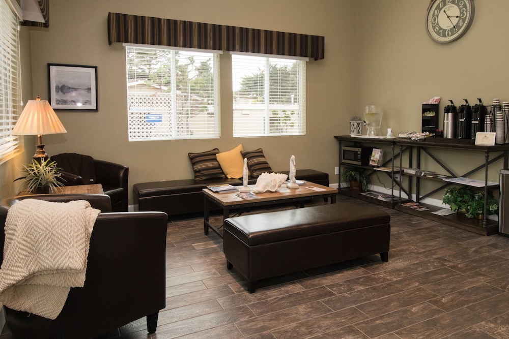 Monterey Peninsula Inn 38/63