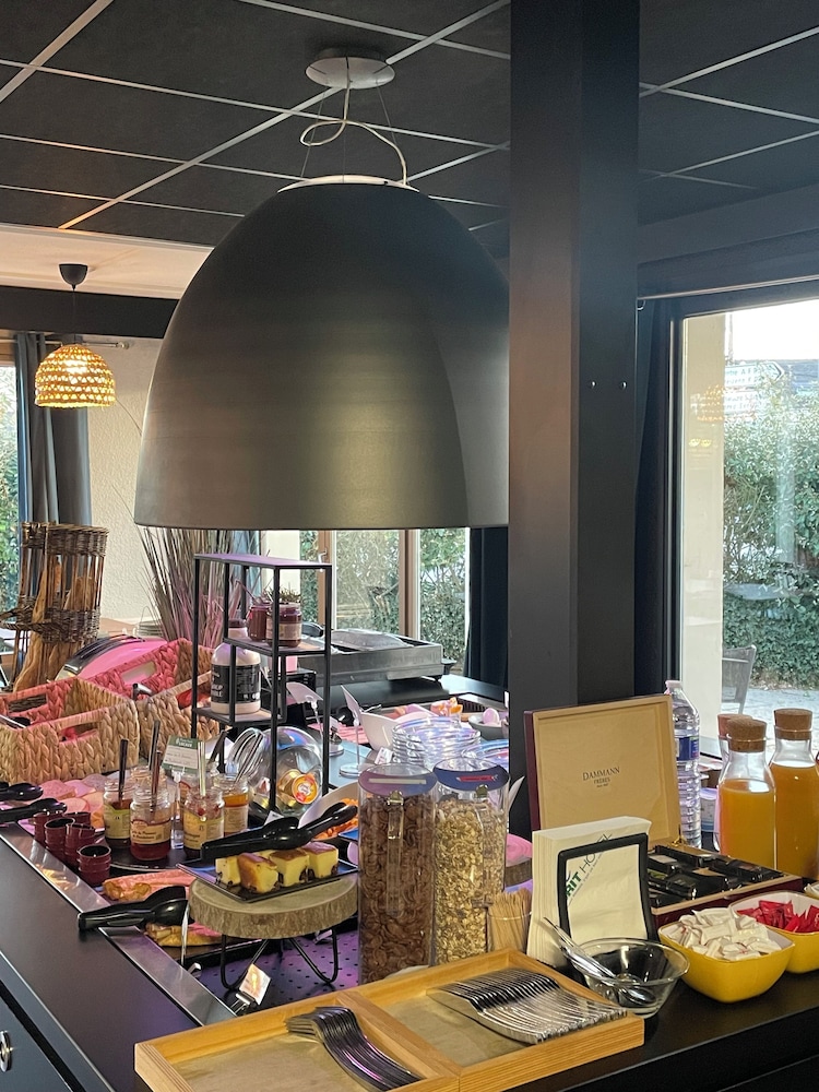 Brit Hotel Quimper Sud 46/60
