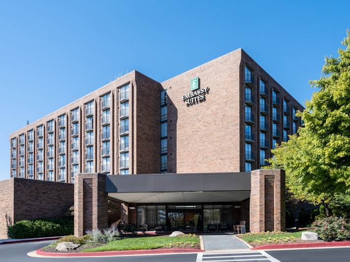 Embassy Suites By Hilton Baltimore Hunt Valley 4/59