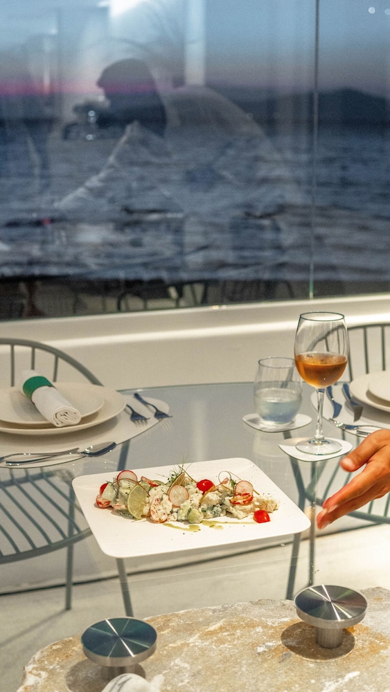 Mykonos Bay Resort and Villas 43/73