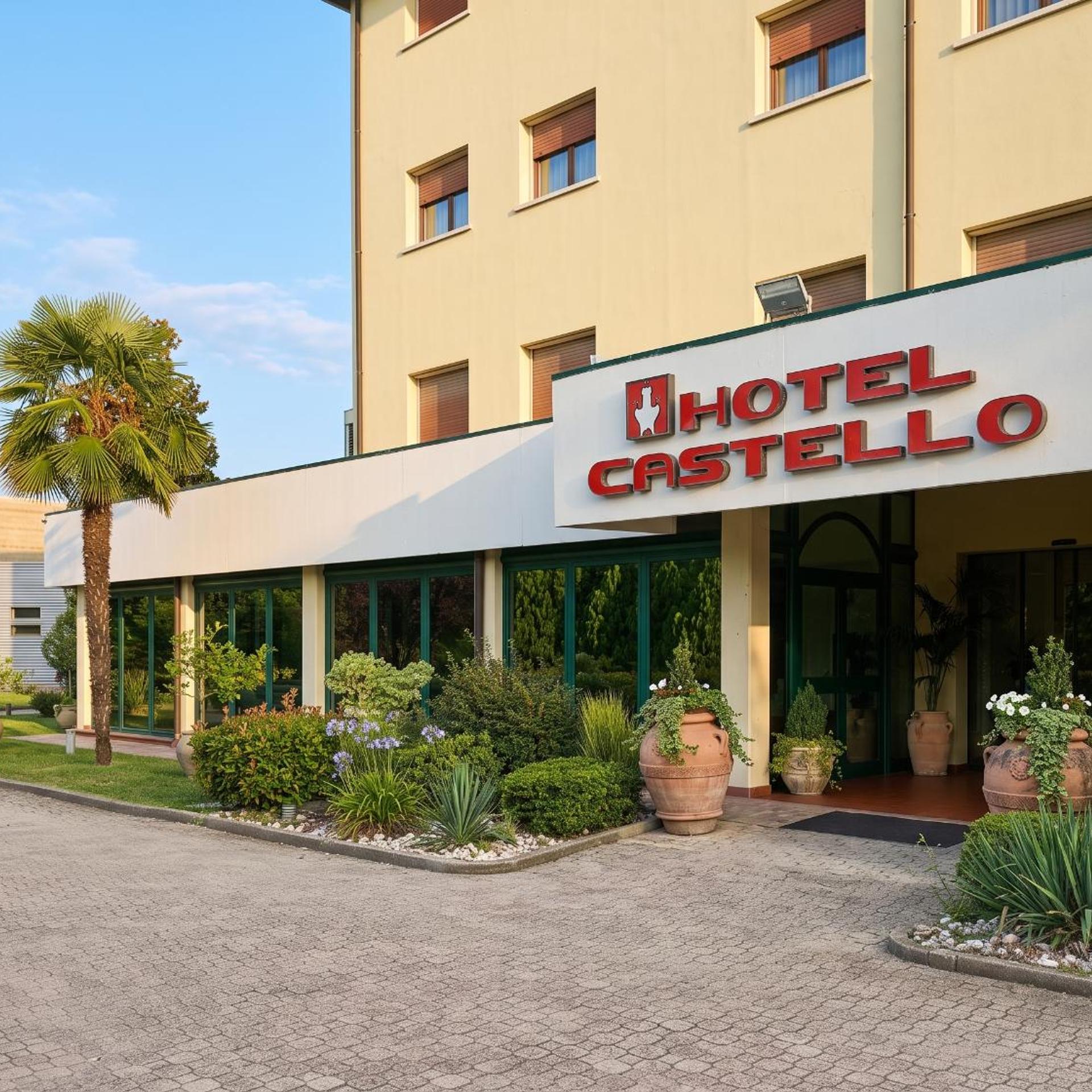 Castello Hotel 5/50