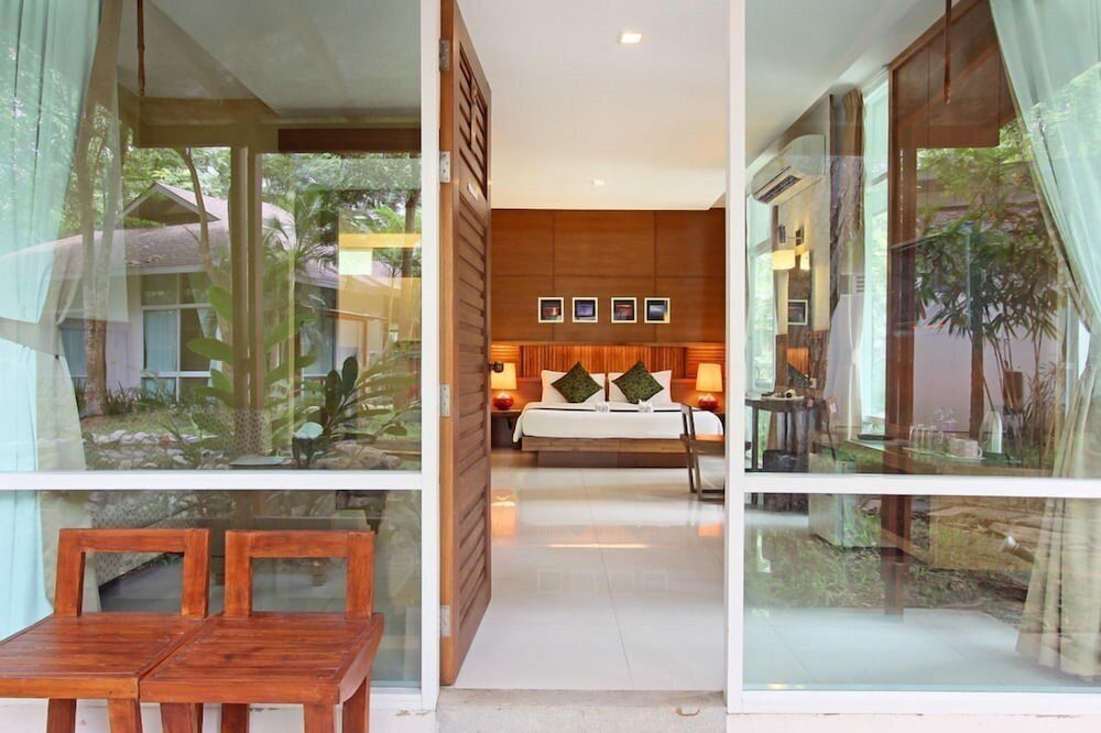 Nana Resort Kaengkrachan 45/65